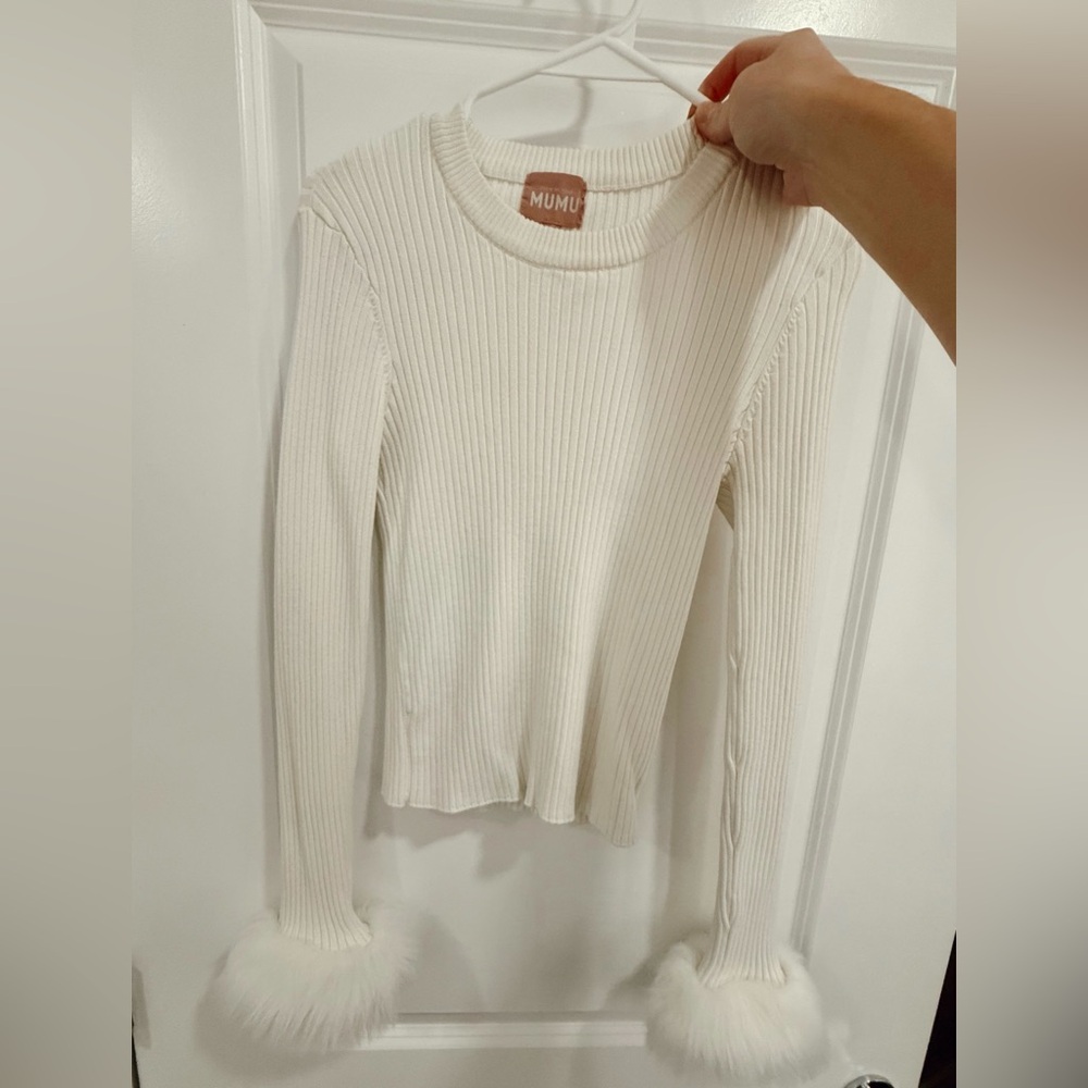 Show Me Your MuMu White Fran Top & matching Skirt- Size Small - Picture 3 of 3